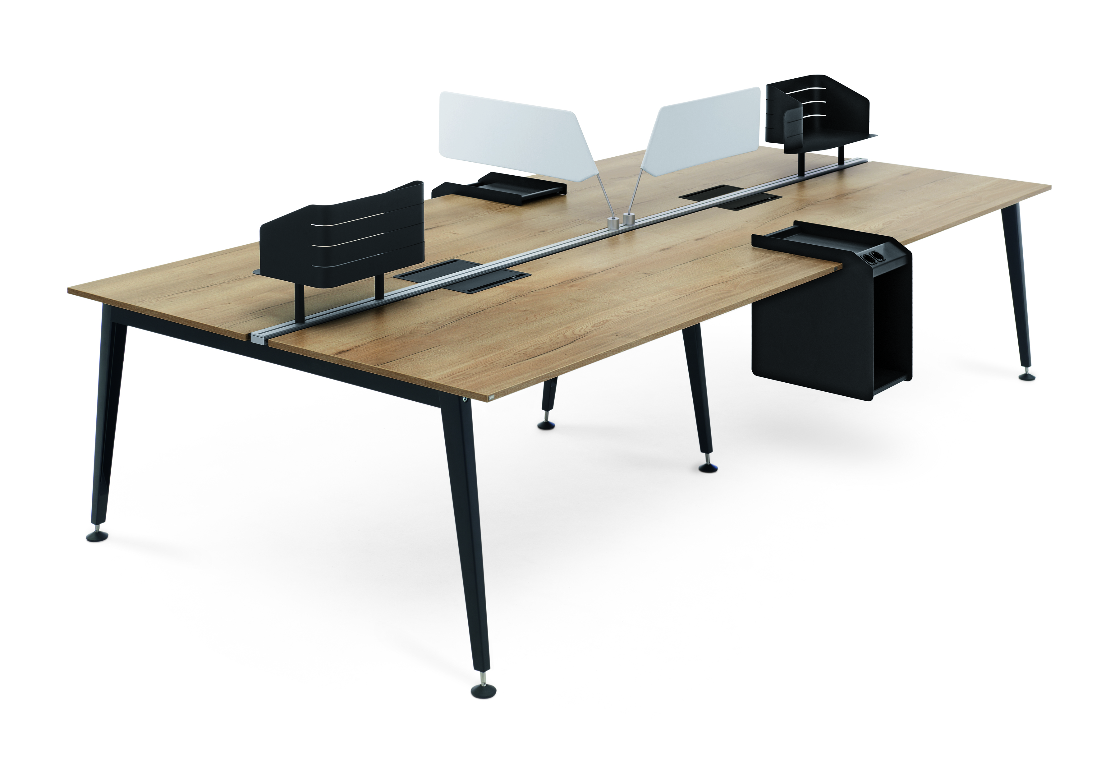 Tables & workstations 